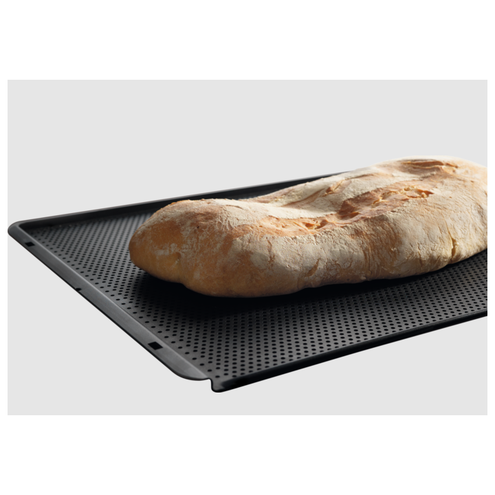 ПЕРФОРИРАНА ТАВА ЗА ПЕЧЕНЕ НА AEG MAXIKLASSE™