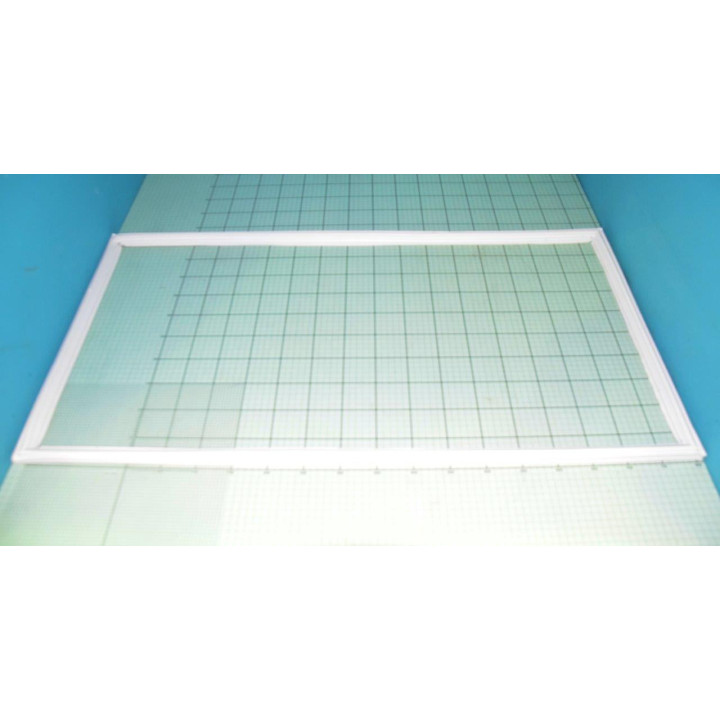 Уплътнение хладилна част хладилник AMICA