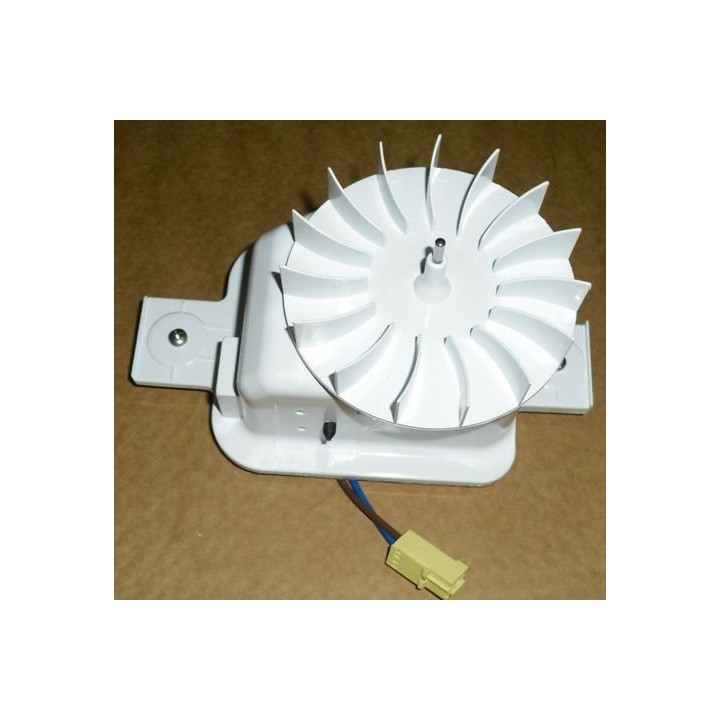 Мотор хладилник BEKO (вентилатор), комплект с перка